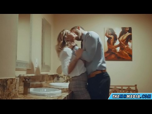 ❤️ When a busty blonde seduces you in a public restroom ☑ Porno at us en-us.xxxdeutschepornos.ru ❌❤